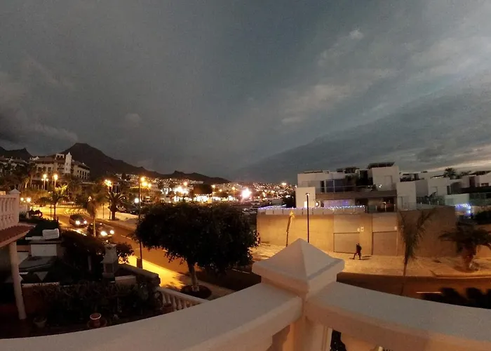 Spacious 500 M From The Sea! Playa Del Duque 別荘 アデヘ