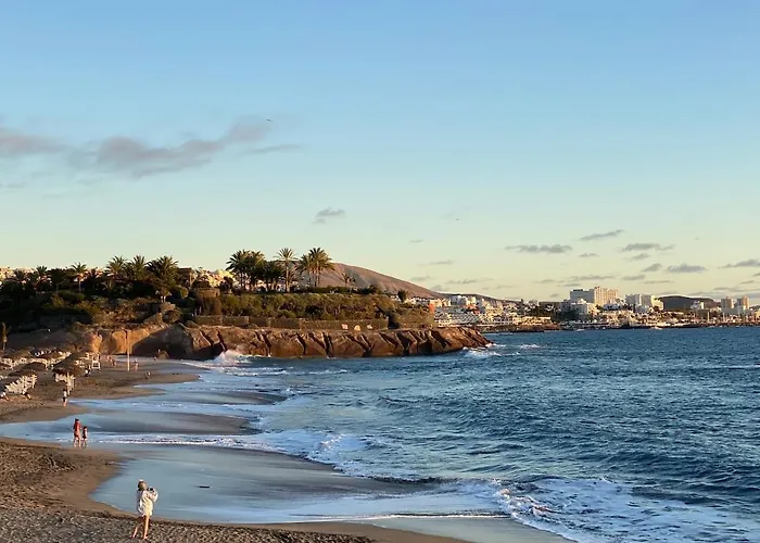 別荘 Spacious 500 M From The Sea! Playa Del Duque *