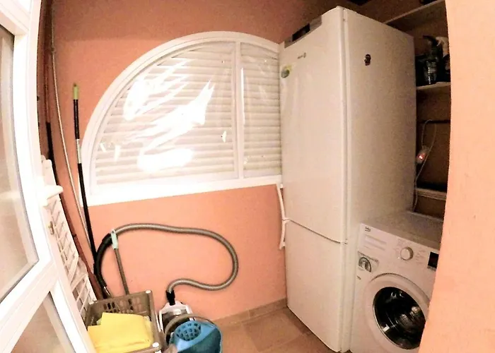 Spacious 500 M From The Sea! Playa Del Duque 別荘 *