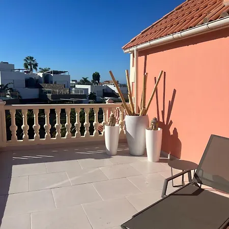 Spacious 500 M From The Sea! Playa Del Duque Feriehus Costa Adeje (Tenerife)