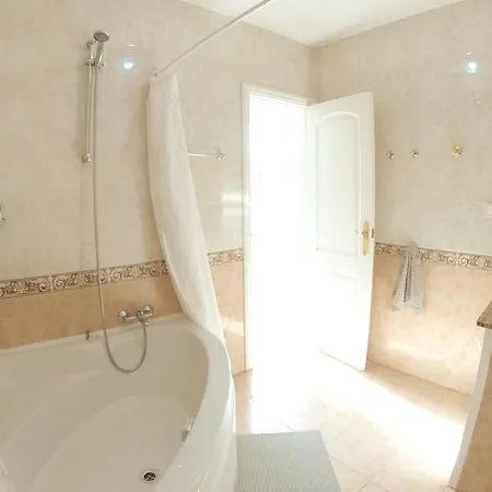 Spacious 500 M From The Sea! Playa Del Duque Holiday home