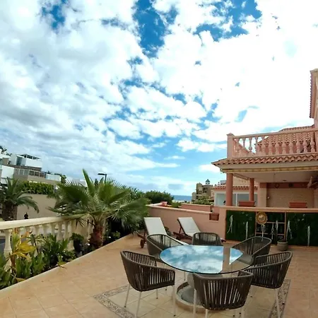 펜션 Spacious 500 M From The Sea! Playa Del Duque *
