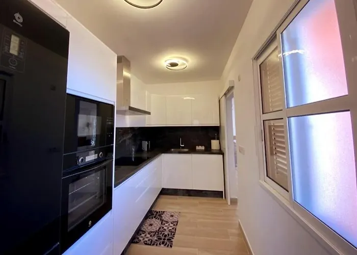 Tatil Evi Spacious 500 M From The Sea! Playa Del Duque Costa Adeje