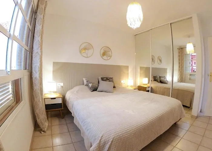 Tatil Evi Spacious 500 M From The Sea! Playa Del Duque